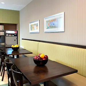 Days By Wyndham Toronto East Beaches (Hotel) 2⋆ ··· Ontario ··· Great ...